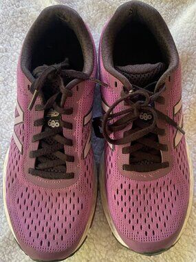 Women's New Balance 680 Purple Running Shoes